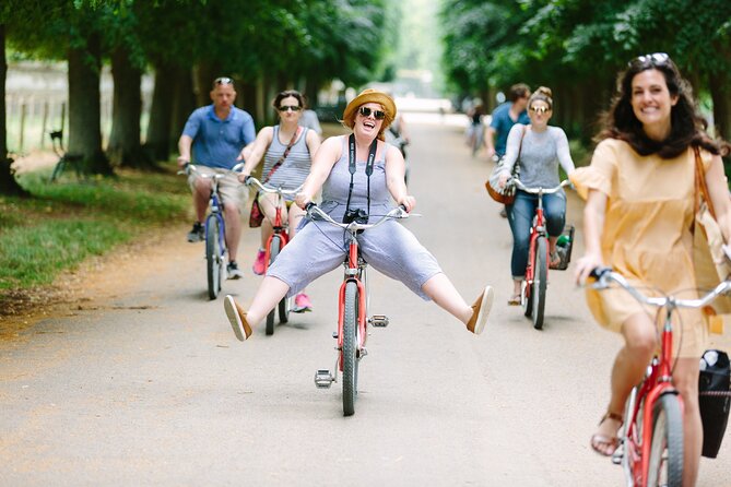 Versailles Half Day Bike Tour with Marie Antoinette's Hamlet - Getting to the start point and how the pacing really feels