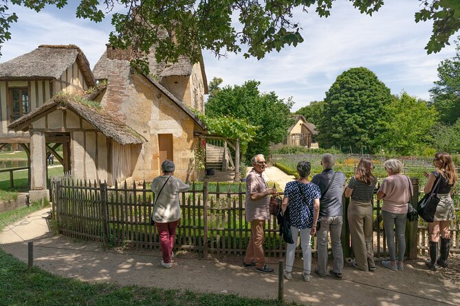 Versailles Marie Antoinette Afternoon Guided Tour with Petit Trianon & Hamlet - What the guides do well, and how to get more out of it