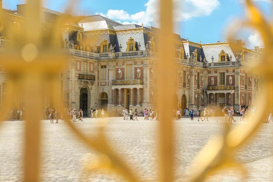 Versailles Palace and Gardens Entry with Seine river Cruise - Gardens and Trianon estate: seeing the other half of Versailles