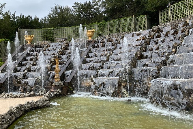 Versailles Palace and Giverny Private Guided Tour from Paris - English guide and private pacing: what “personalized” looks like in real life