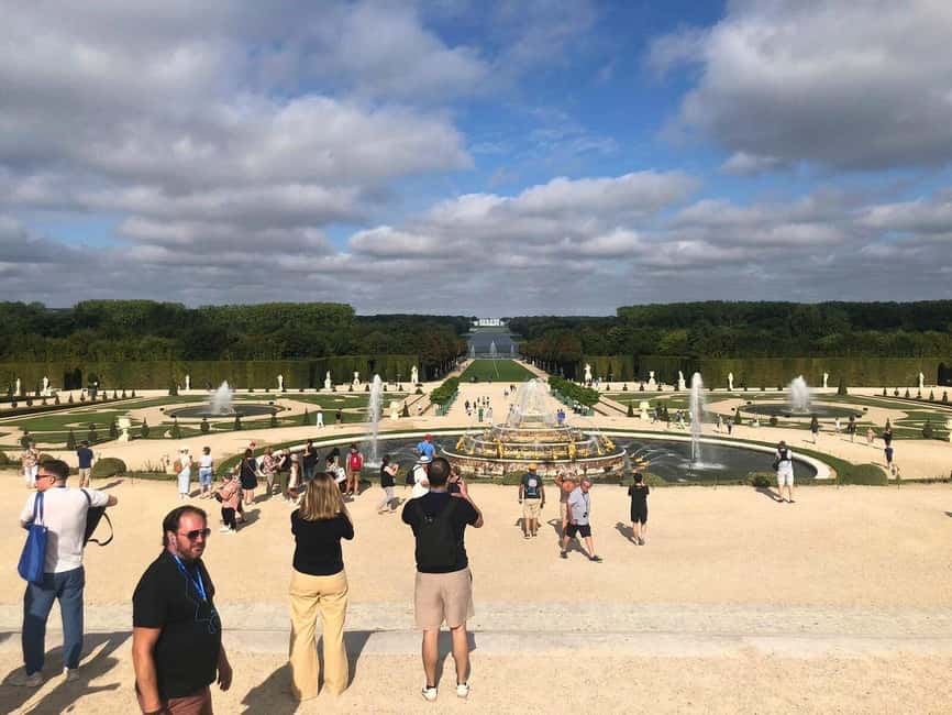 Versailles: Palace & Gardens Guided Tour with Entry Tickets - Skip-the-line Versailles: what it changes for your day