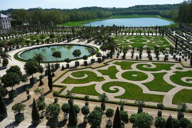 Versailles Palace Guided Day Tour and Trianon from Paris - Price and value: is $157.09 a good deal?