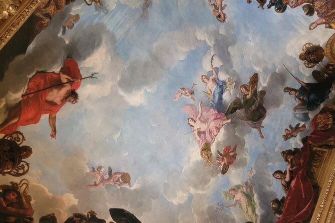 Versailles Palace Guided Tour with Gardens Access - Using Your Passport Ticket for Trianon and Marie-Antoinette’s Estate