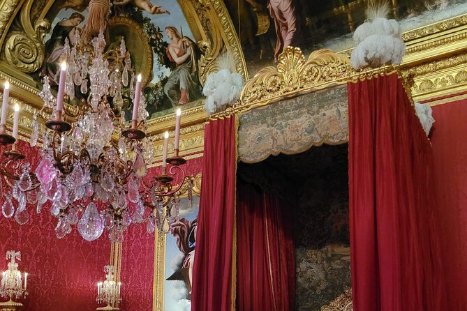Versailles Palace Guided Tour with Gardens Access - Price and Value: What $98.33 Buys You in Real Time