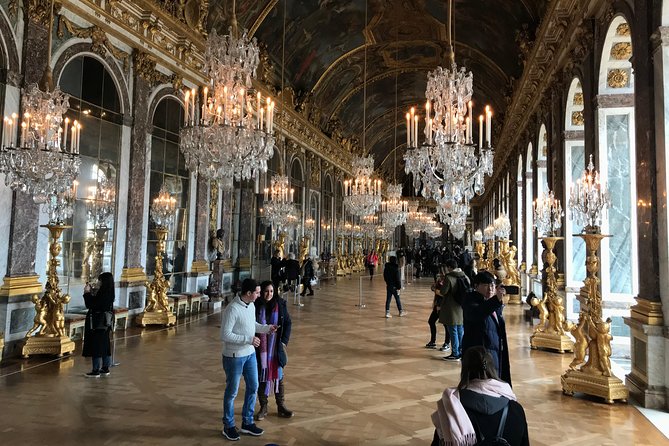 Versailles Palace & Marie-Antoinette's Estate Private Guided Tour - Versailles, done the calm way: pickup, timing, and a focused route