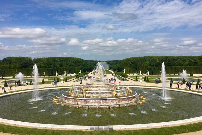 Versailles Palace & Marie-Antoinette's Estate Private Guided Tour with Lunch - Petit Trianon and Marie Antoinette’s World
