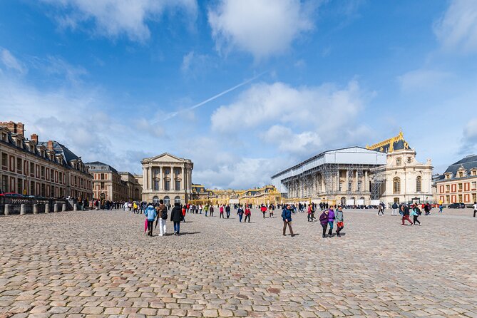 Versailles Palace with Audio Guide - How to use the English audio guide without getting stuck