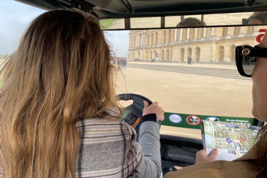 Versailles: Royal Palace & Gardens Private Golf Cart Tour - Meeting point and timing: the one rule that matters