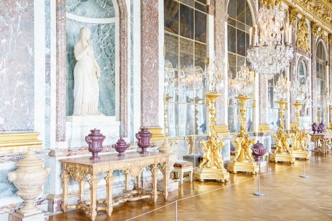 Versailles Royal Palace & Gardens with Exclusive Petit Apartments - The guide effect: humor, energy, and real explanations