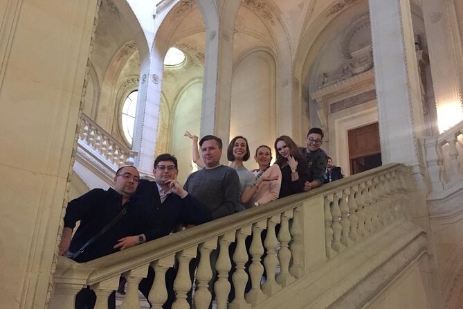 Versailles: Semi-Private Guided Tour with Train - Entering the Palace: Mirror Gallery, Louis XIV, and Marie Antoinette