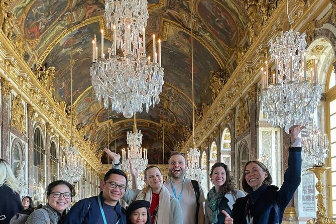 Versailles: Semi-Private Guided Tour with Train - Gardens time: fountains, hidden paths, and a calmer ending