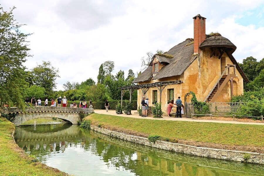 Versailles: Skip-the-Line Guided Palace Tour and Full Access - Who This Versailles Tour Suits Best