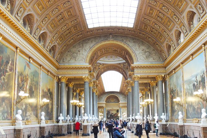 Versailles Small Group Guided Tour with Local Guide - Heat, Crowds, and Entry Day Reality