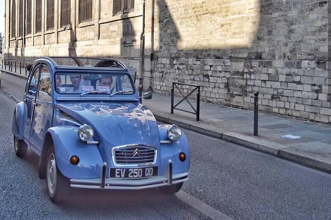 Vintage 2CV Adventure: 1 Hour 30 min Paris Secrets Tour - Vintage 2CV Paris secrets: what makes 90 minutes work