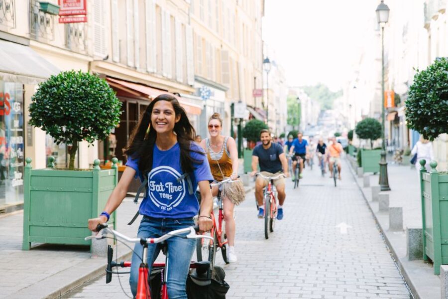 VIP Versailles Bike Tour & Kings Apartment Tour - Riding 2,000 acres: Hameau, Petit Trianon, and Grand Trianon