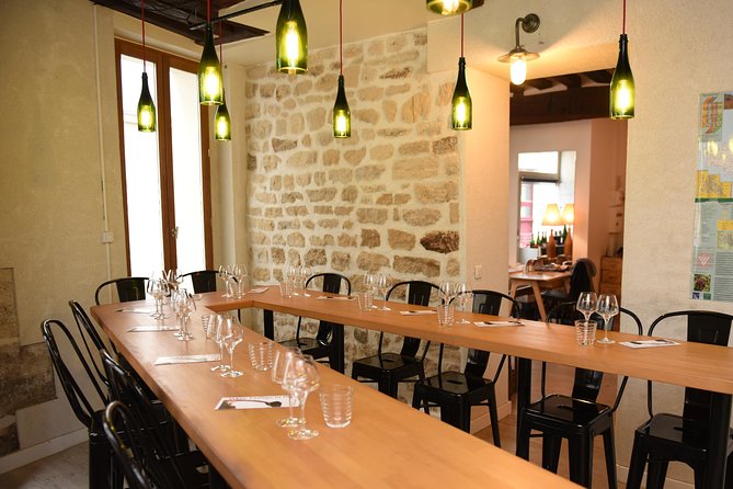 Wine Tasting In Paris - What You’ll Taste: Six Wines With Champagne at the Center