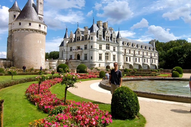 Wine tasting tour in Loire Valley with castle visits and lunch - Start Early in Paris, Then Use the Drive Time